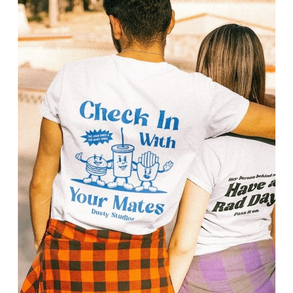Check in With Your Mates T-Shi - Your Health Wellness recension och pris